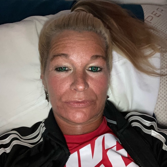 Meet your Posher, Jess - Picture 2 of 4